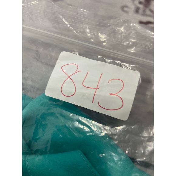 Chicos 1 Blouse Womens M Blue Long Bishop Sleeves Relaxed Fit V Neck Lightweight - Picture 9 of 10